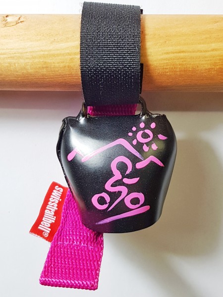 swisstrailbell® Black mit pinkem Mountainbiker, pinkes Band