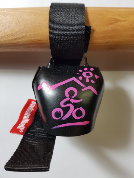 swisstrailbell® Black mit pinkem Mountainbiker
